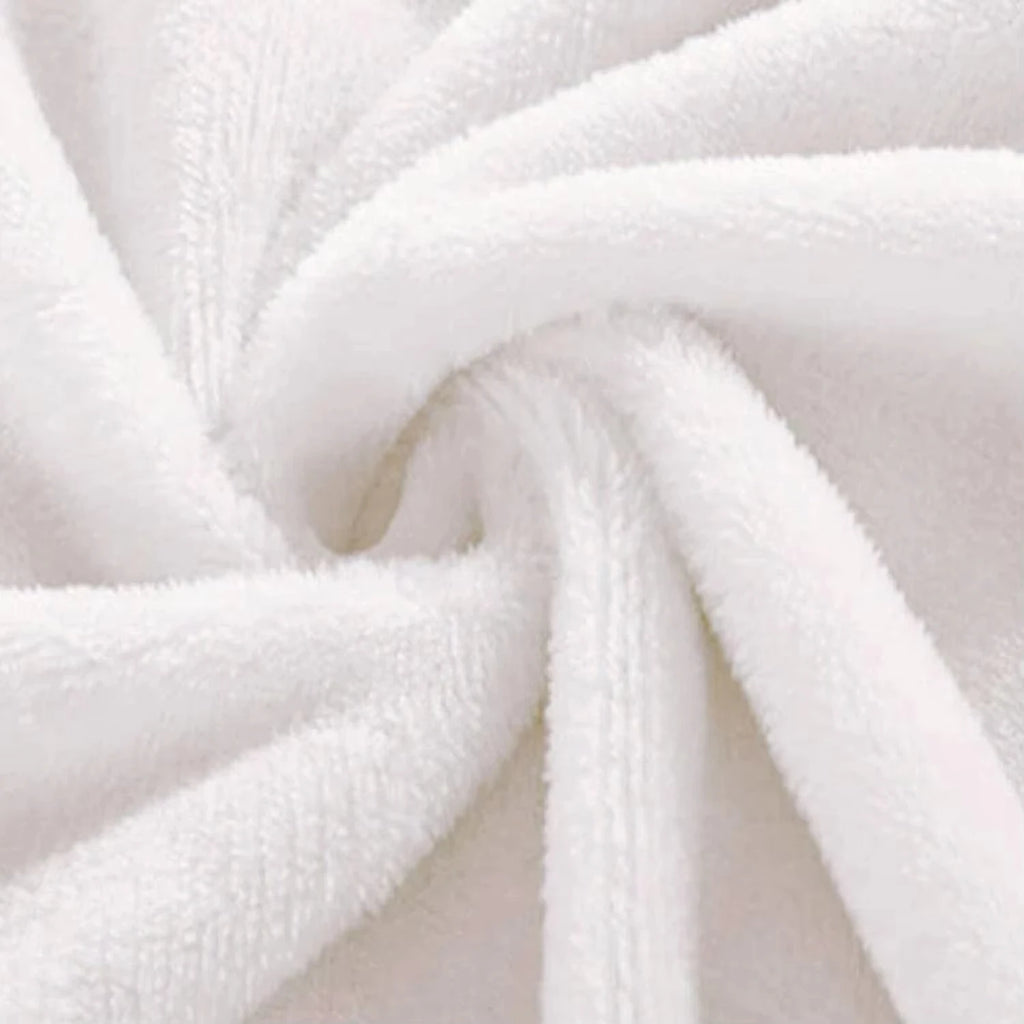 Soft Warm Christmas Highland Cow And Snowflake Flannel Blanket Cozy Festive and The Cow is Too Darn Cute! Multiple Sizes to Choose From.