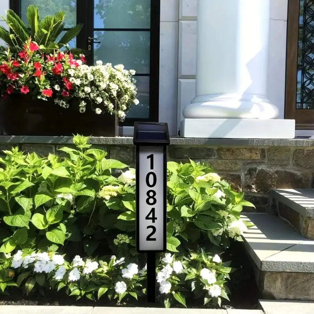 1pc Lighting House Number Light, Solar Address Sign Light With Stake, Solar Powered LED Lighting. Allows your address to be easily identified at night.
